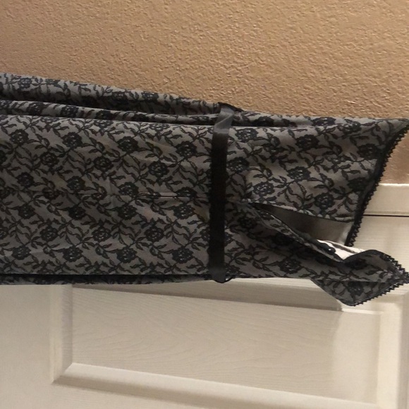 Teenage dress Charlotte Russe size large. - Picture 7 of 7